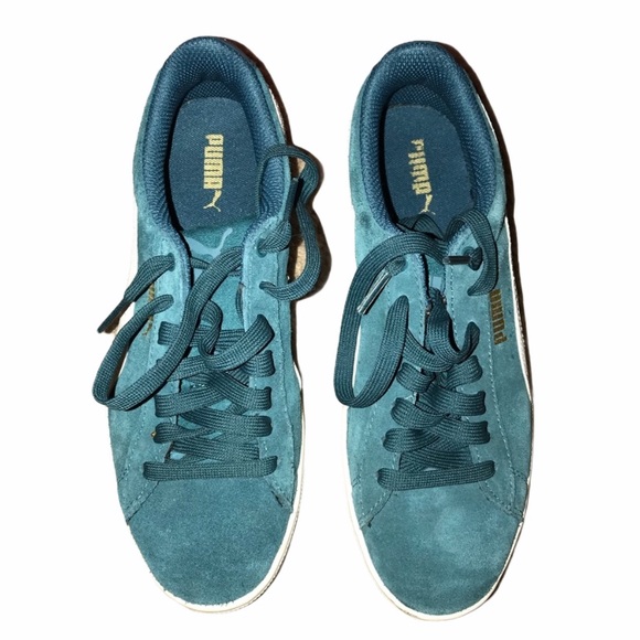 Puma Shoes - Vikki Puma Velvet Sneakers